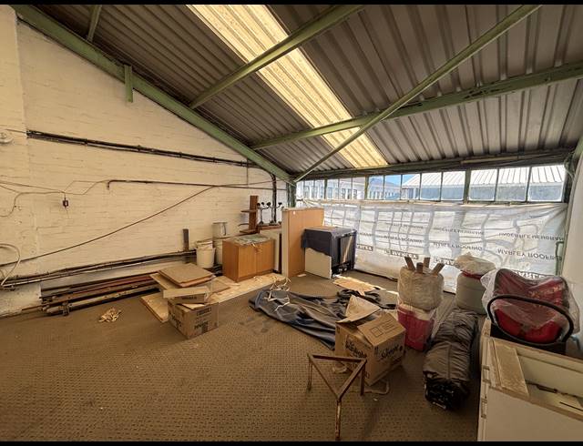 1,748M² WAREHOUSE TO LET IN EPPING INDUSTRIAL